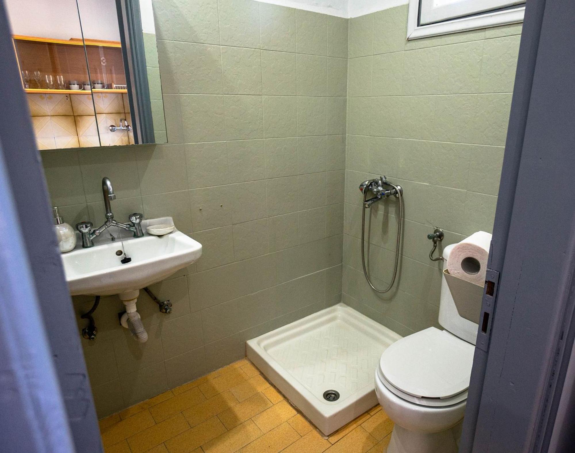 أليكيس Golden Dolphin Studios & Apartments الغرفة الصورة